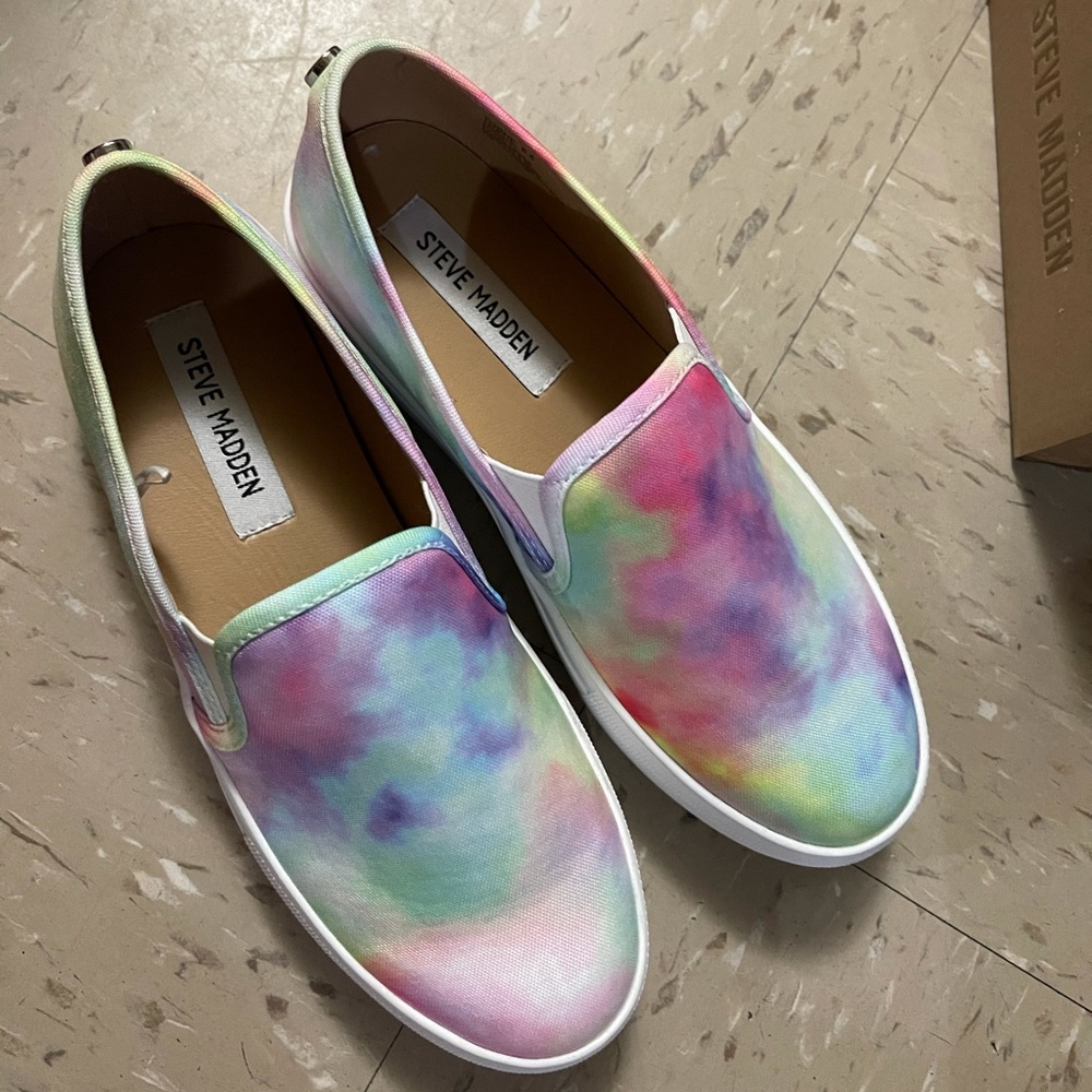 Steve Madden Tye Dye Loafers Women Size 6.5